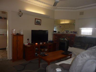 61 Stoney Creek Rd, Beverly Hills