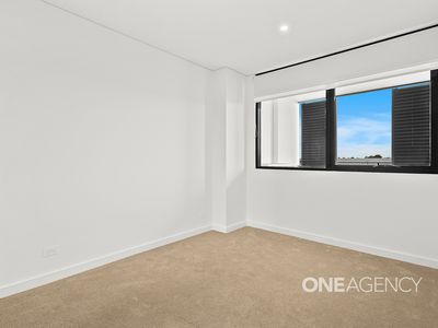 215 / 24 College Avenue, Shellharbour City Centre