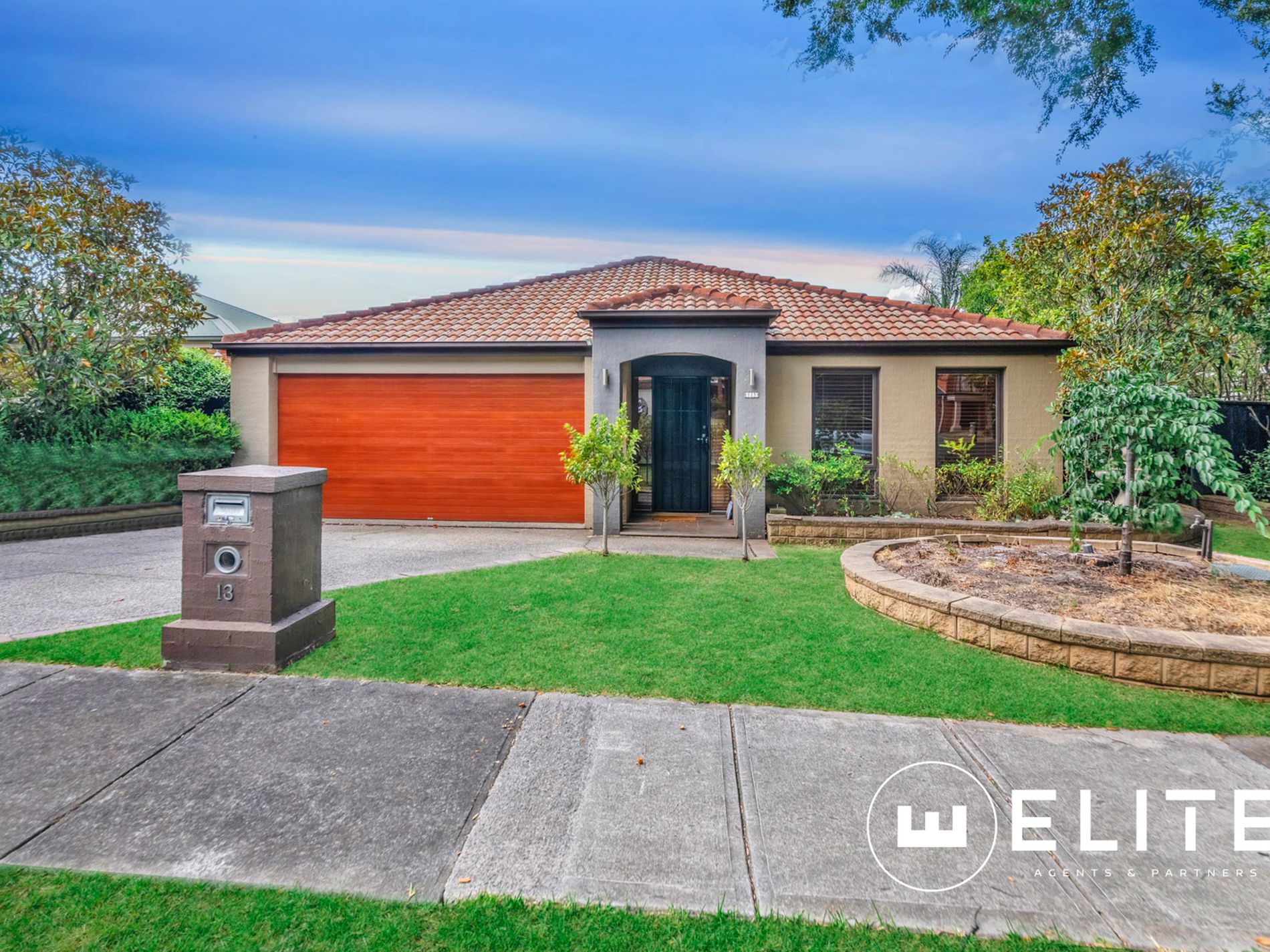 13 The Oval, Berwick