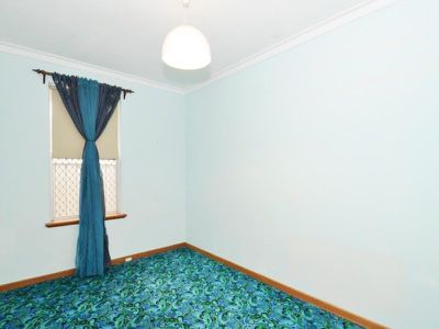 28 Edgewater Road, Salter Point