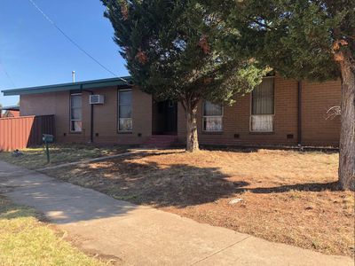 20 Westmorland Crescent, Shepparton
