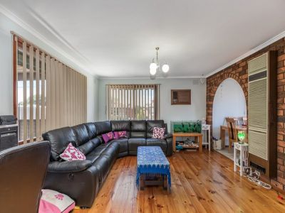 8 Topaz Ave, Wyndham Vale