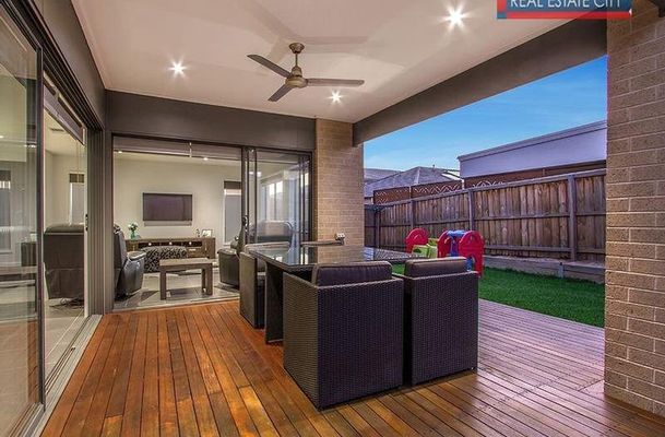 10 Torino Avenue, Greenvale