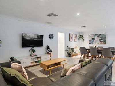 38 Hollins Bend, Madeley