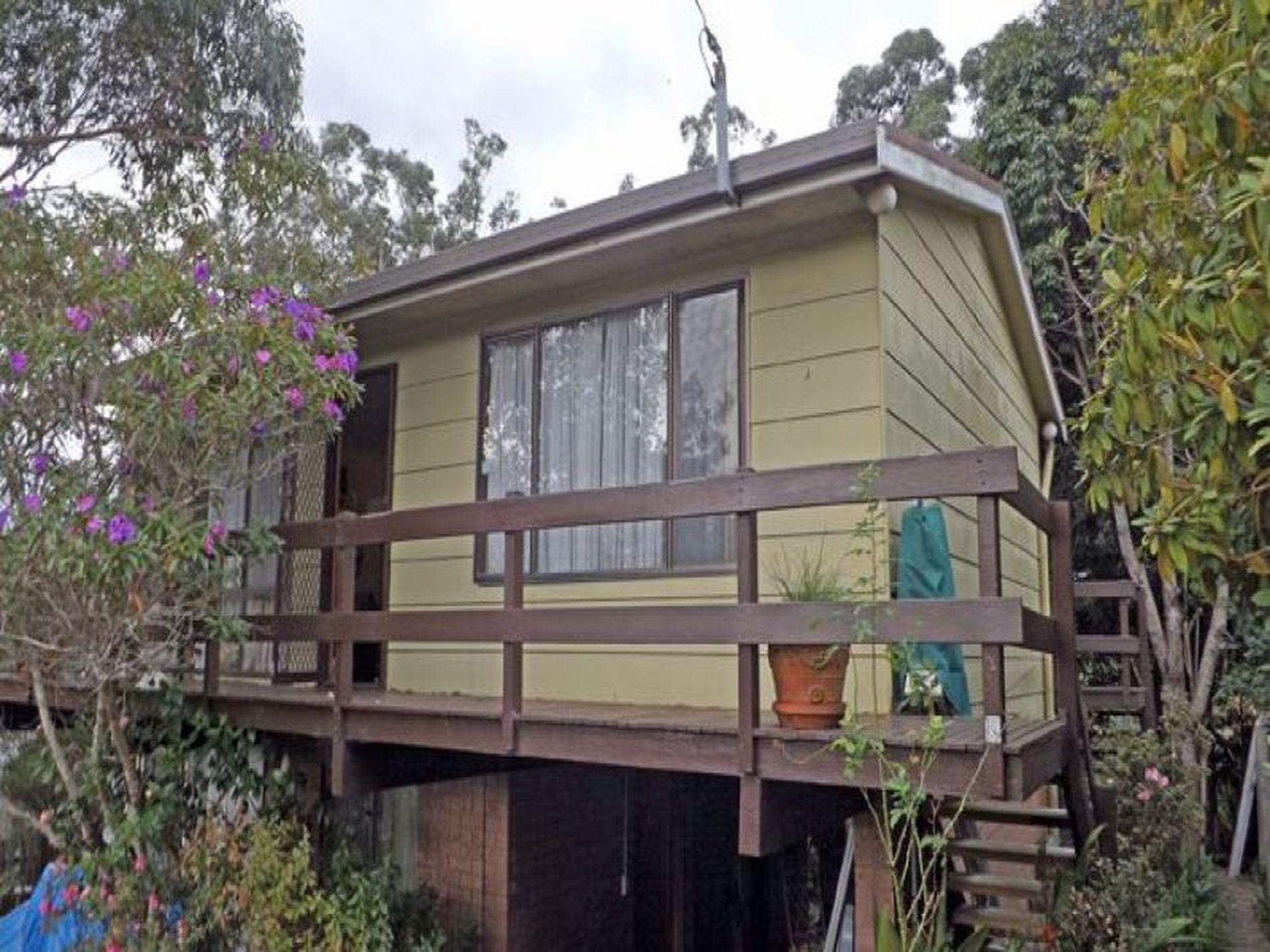 8 Acacia Street, Fishermans Paradise