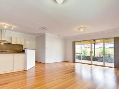 8A Salitage Link, Pearsall