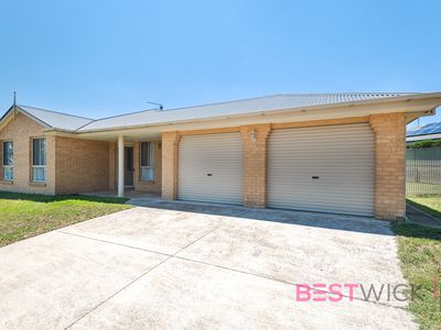 14 Willow Drive, Kelso