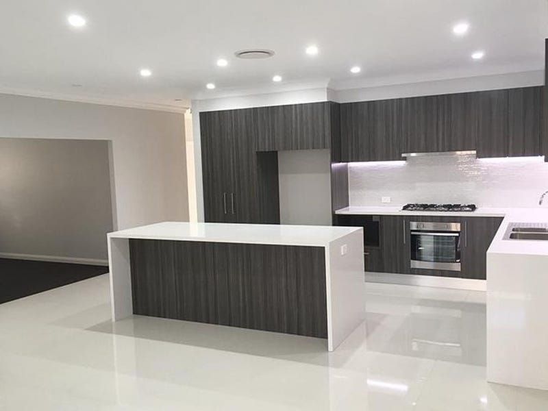 18 Leeuwin Road, Gregory Hills