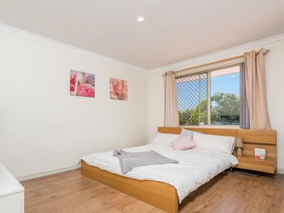 12 Cranston Loop, Kinross