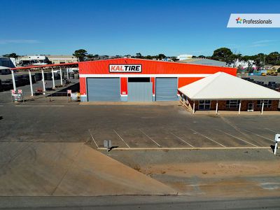 77 Craig Road, West Kalgoorlie