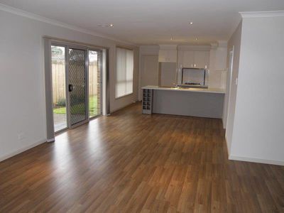 1 / 18 McNamara Road, Laverton