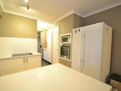 16A Majestic Court, Thornlie