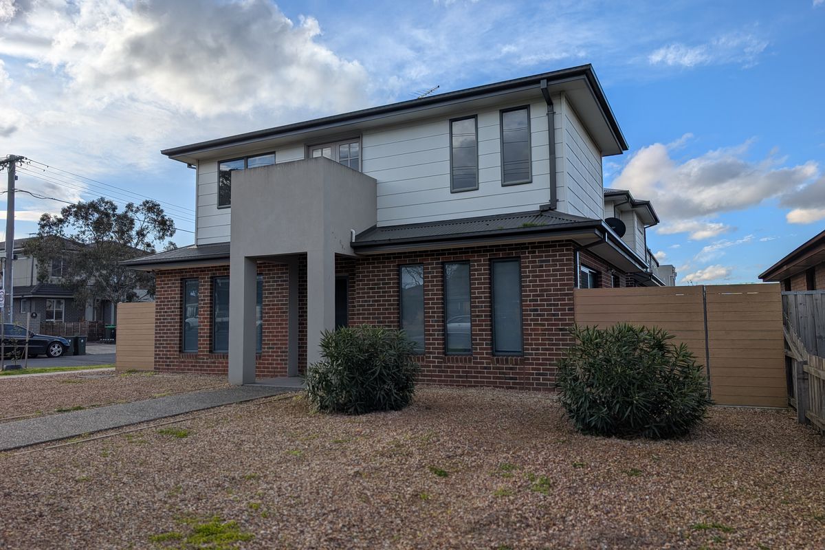 3 bedrooms plus double garage!