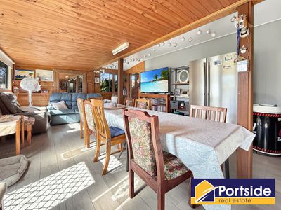 32 Tilligerry Track, Tanilba Bay