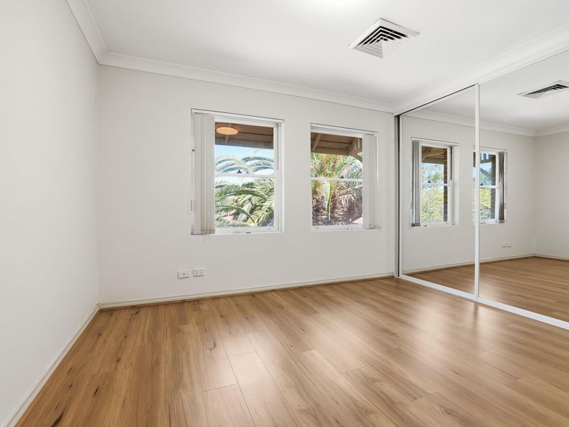 4 / 5 Jersey Road, Strathfield