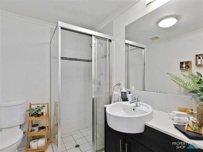 24 / 294 Kamerunga Rd, Freshwater