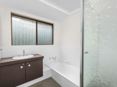 19 Crusader Drive, Thornlie