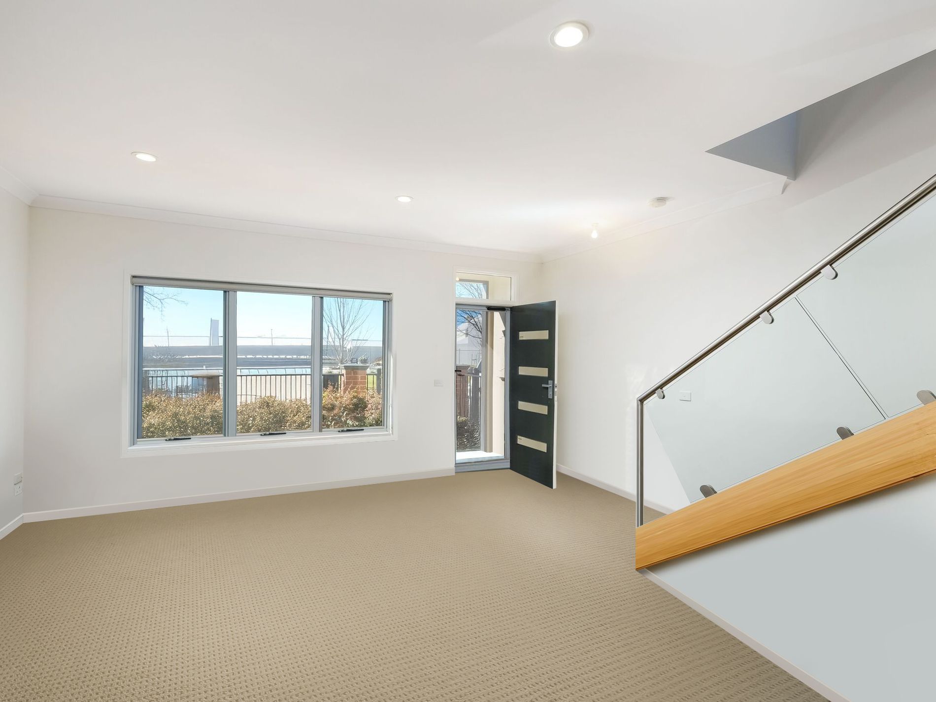 18 ELMWOOD CIRCUIT, Wodonga