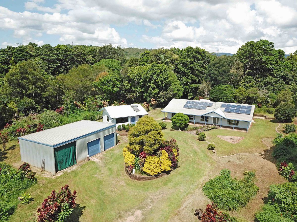22 Panoramic Drive, Atherton