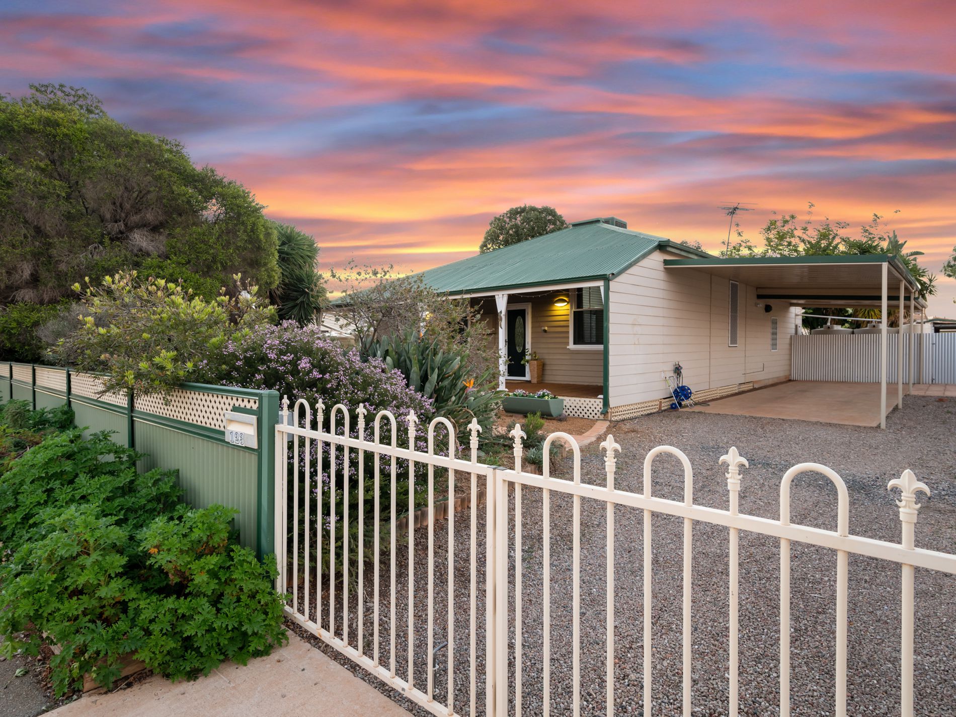 123 Davis Street, Victory Heights