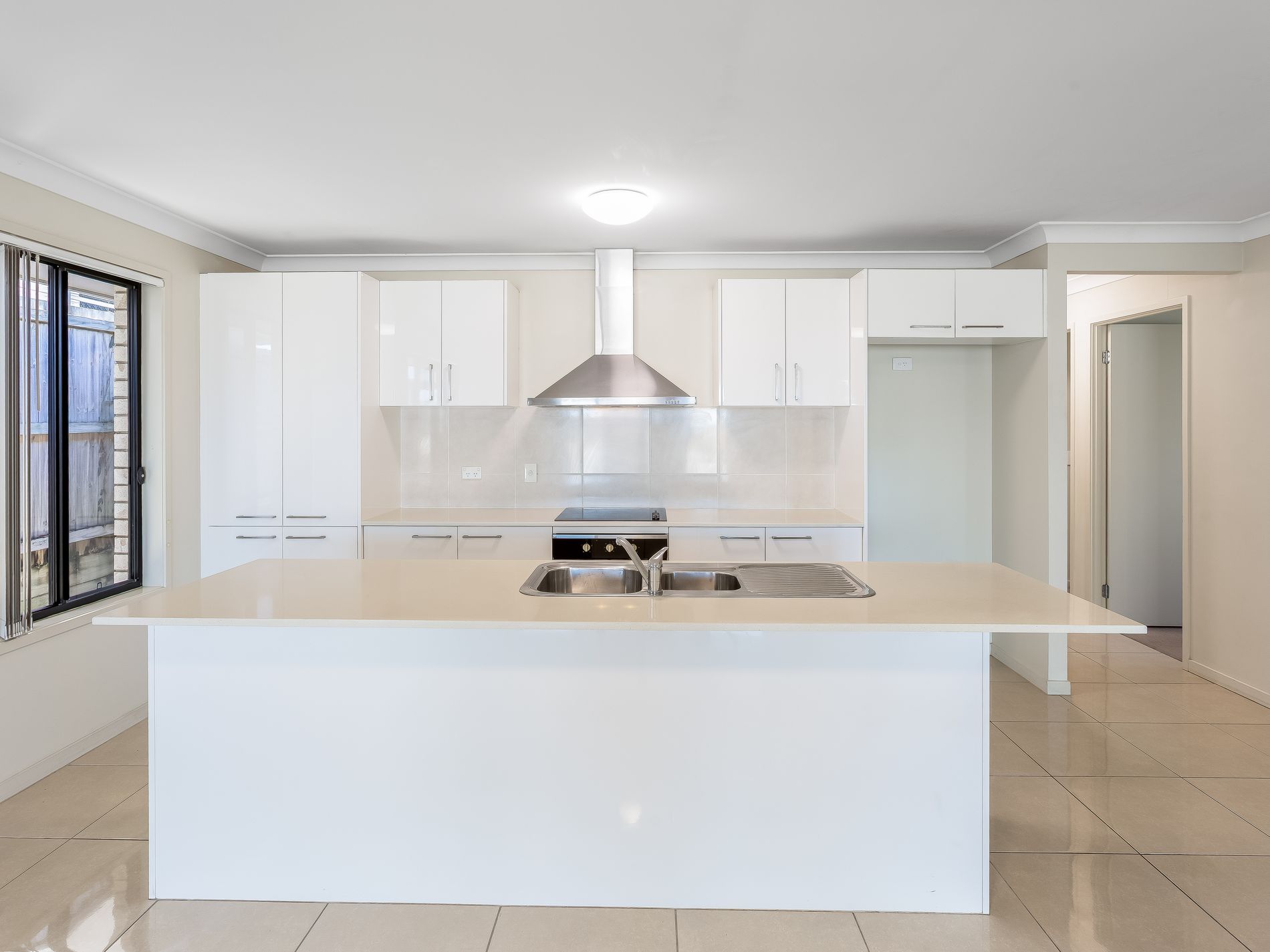 33 Zephyr Street, Griffin