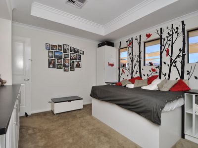 12 Henderson Drive, Kalgoorlie