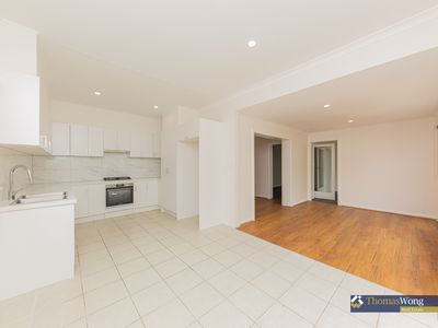 742 Whitehorse Road, Mitcham