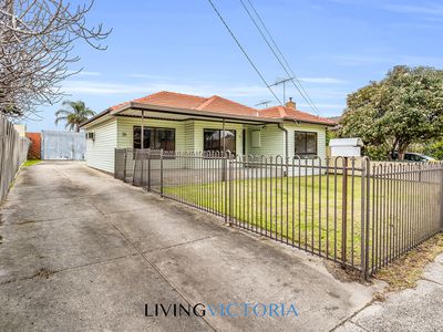 26 Camperdown Avenue, Sunshine North