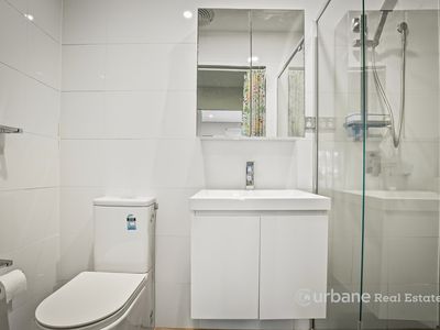 31 / 50 Loftus Crescent, Homebush