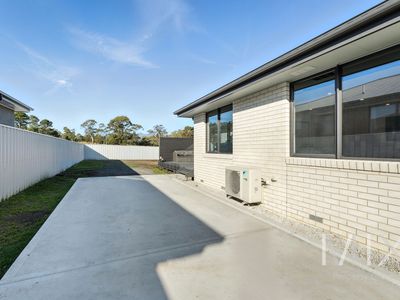 10 Bluetongue Drive, Magra