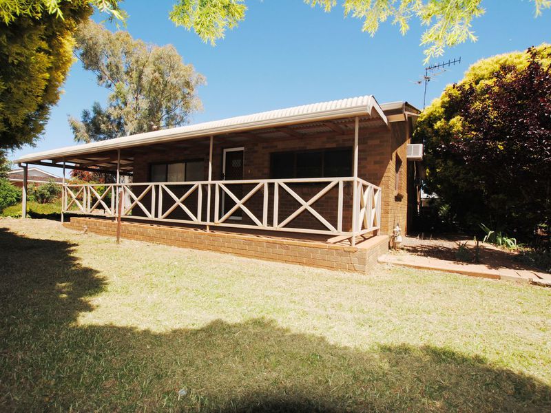 1197 Collins Road, Griffith