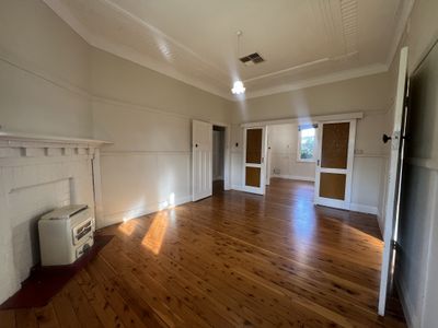 11 Allison Street, Dubbo