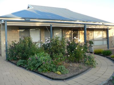 7 MARSHALL CRESCENT, Heathcote