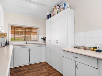 207 Collins Street, Piccadilly