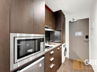 2511 / 181 A'Beckett Street, Melbourne