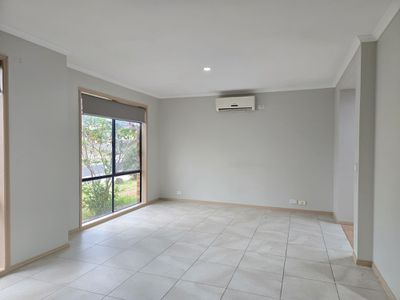 18 Sandalwood Grove, Carrum Downs