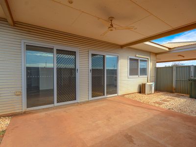 35 Threadfin Loop, South Hedland