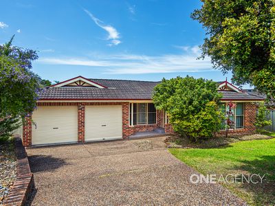 4 State Place, Albion Park