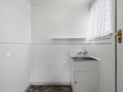9 Duke Avenue, George Town