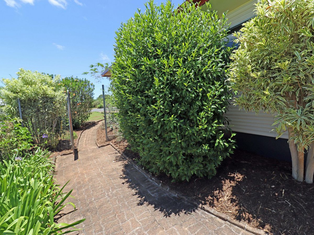 19 Fifth Avenue, Atherton
