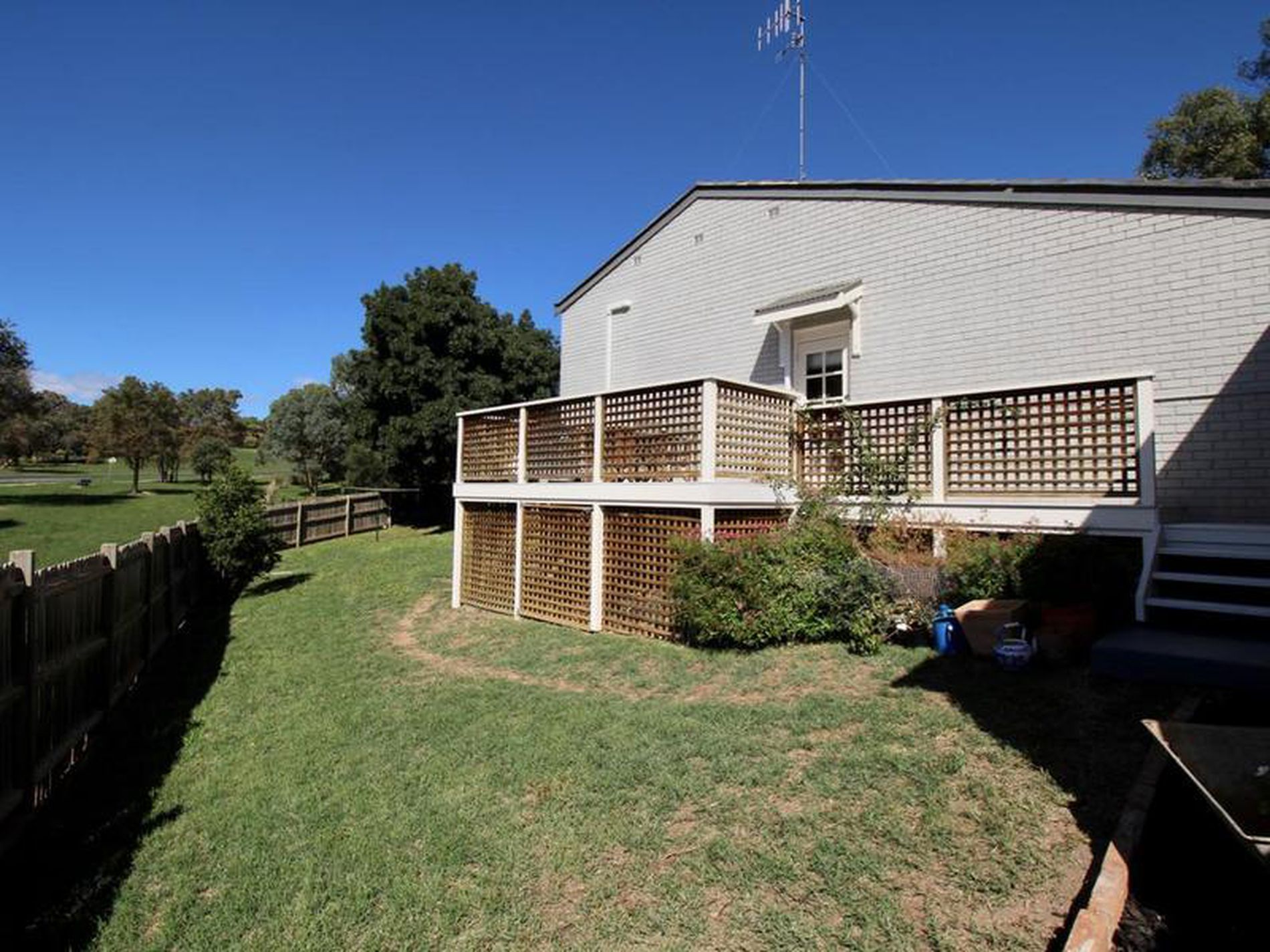 2 Ribbon Gum Place, Windradyne