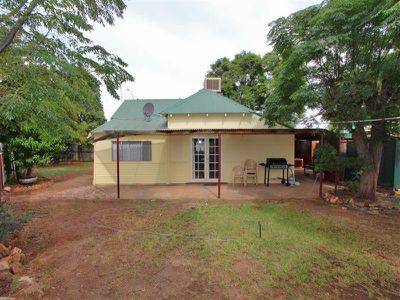 2 Graeme Street, Kalgoorlie