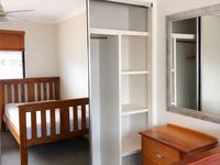 280 Olsen Avenue, Parkwood