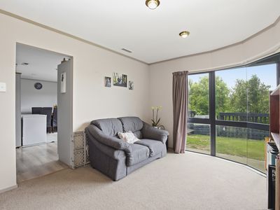 2 / 18 Sailmaker Close, Whitby