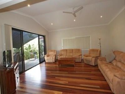 15 Macks Road, Torquay