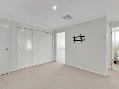20 Hindmarsh Esplanade, Dubbo