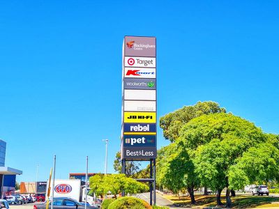 2 / 9 Merope Close , Rockingham
