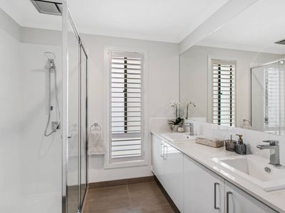 8 Guling Rise, Clyde North