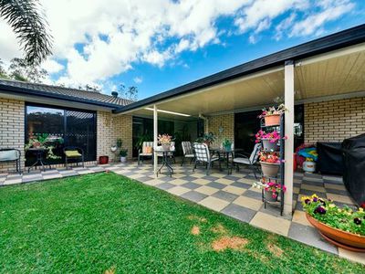 123 Mary Street, Blackstone
