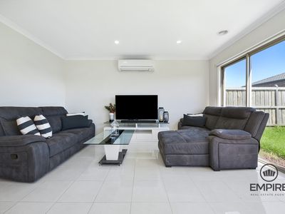 13 Cochin Drive, Clyde North